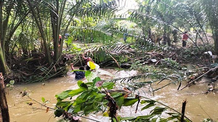 Kendala Pencarian Balita yang Terseret Arus di Bengkayang Kalbar, Langsung Diserahkan ke Keluarga
