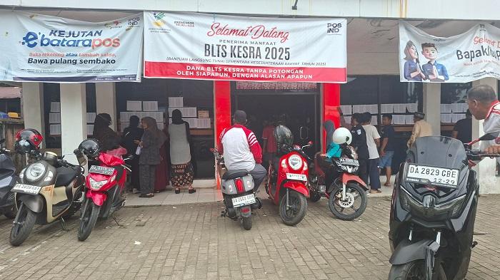 Terima BLTS Kesra Susulan Rp900.000, Lansia di Kotabaru Ini Ungkap Syukur