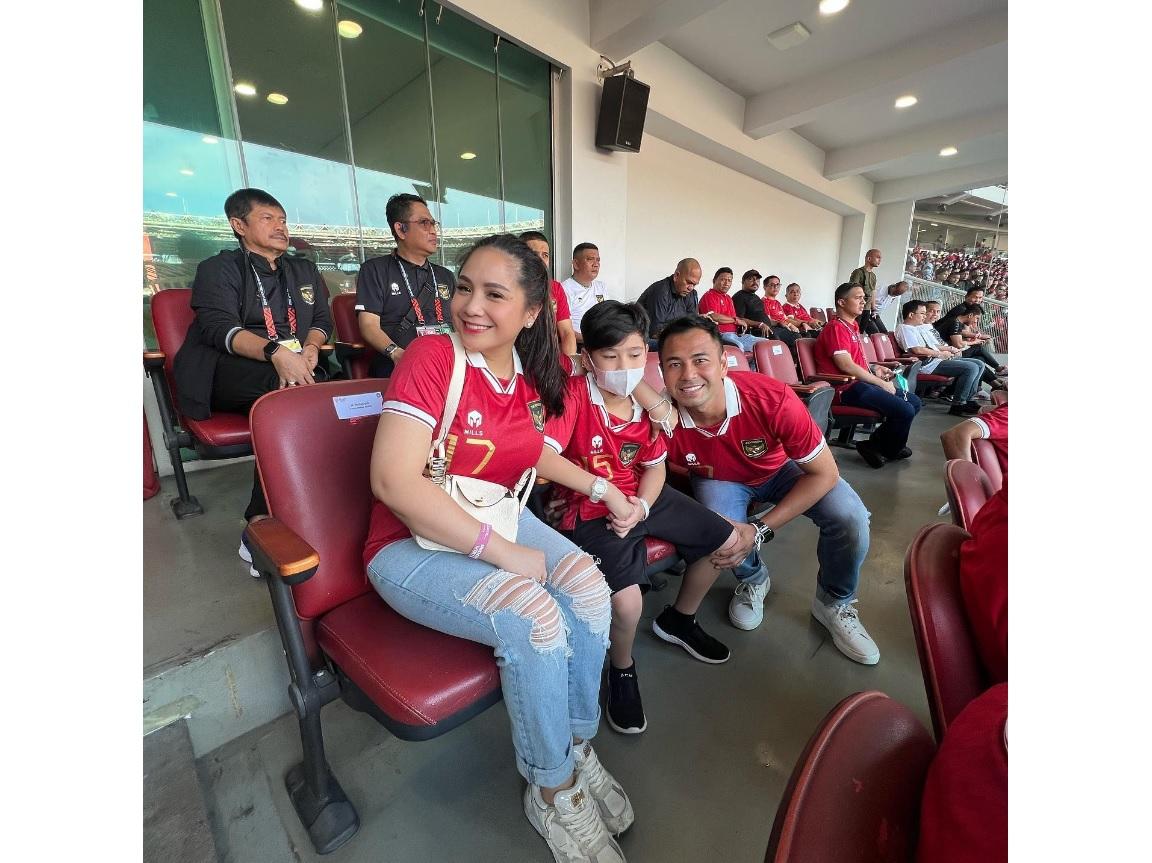 Rafathar Bongkar Kebiasaan Interaksi Ayahnya dengan Nagita Slavina, Raffi Ahmad Dibilang Tak Mesra