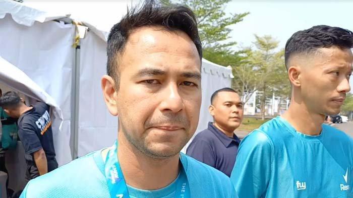 Raffi-Ahmad-saat-ditemui-di-kawasan-BSD-Tangerang.jpg