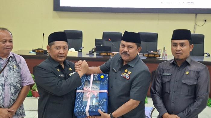 Sampaikan Rancangan KUA PPAS APBD 2027, Bupati HST Komitmen Utamakan Pelayanan Dasar Masyarakat - Banjarmasinpost.co.id