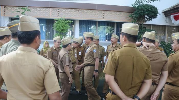 Pemkab HSS Gelar Apel Gabungan Awal Tahun 2025, Sekda Ajak Seluruh ASN  Semangat Tingkatkan Kinerja