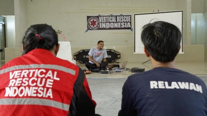 VRI Kalsel Gelar Sharing Session Jurnalisme Kebencanaan dan Filantropi Sosial di Barabai