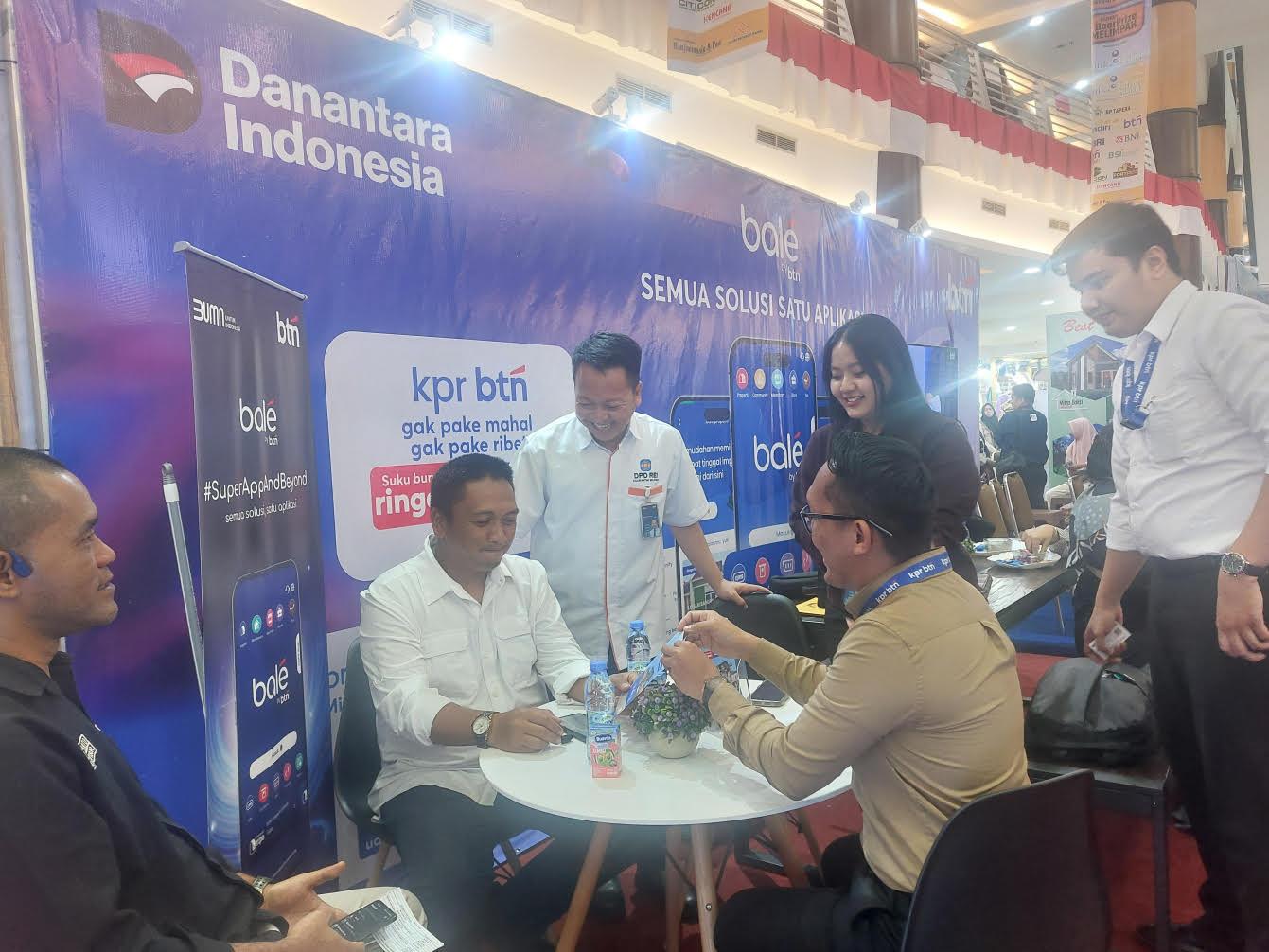 Stan-BTN-di-REI-Expo-2025-pengunjung-bisa-langsung-bertanyaan.jpg