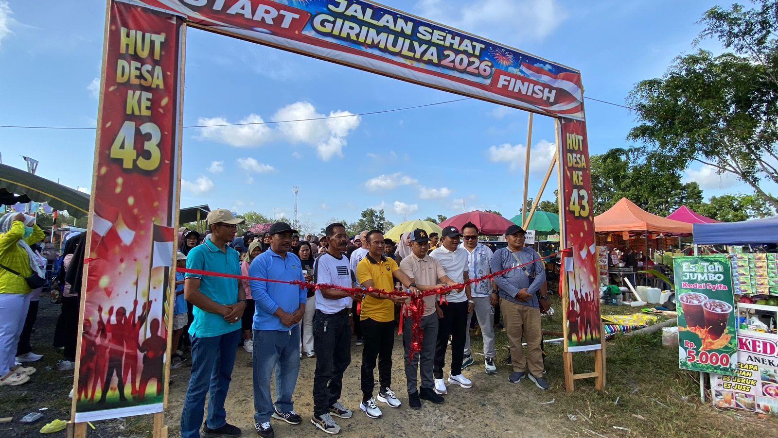 Suasana-di-Hari-Ulang-Tahun-HUT-Desa-Giri-Mulya-yang-ke-43-pada-Minggu-2512026.jpg