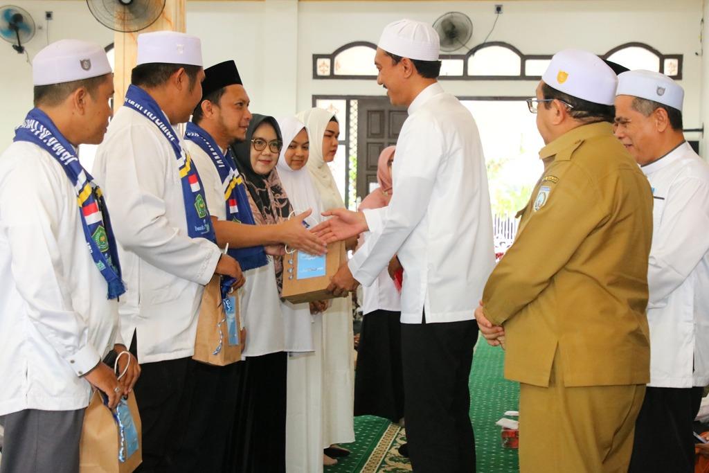 Lepas 452 JCH Asal Kabupaten Banjar, Bupati H Saidi Mansyur Doakan Menjadi Haji Mabrur