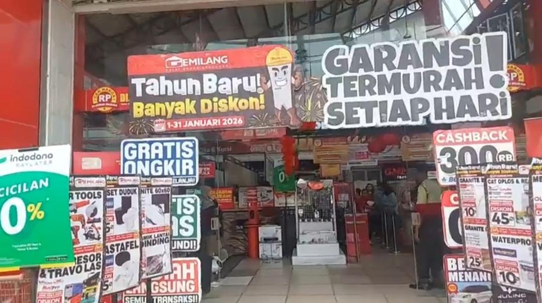Toko-Gemilang-di-Jl-Seotoyo-S-yang-menjual-berbagai-bahan-bangunan-perlengkapan-rumah-tangga.jpg
