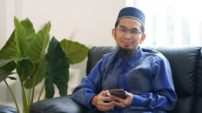 Tips Khatam Al-Qur’an di Bulan Ramadhan dari Ustadz Adi Hidayat, Hanya 7 Menit  Investasi Akhirat