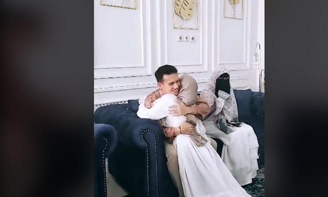 Umi Pipik Menangis Lihat Perlakuan Adiba pada Egy Maulana Vikri Saat Lebaran, Ada Momen Minta Maaf
