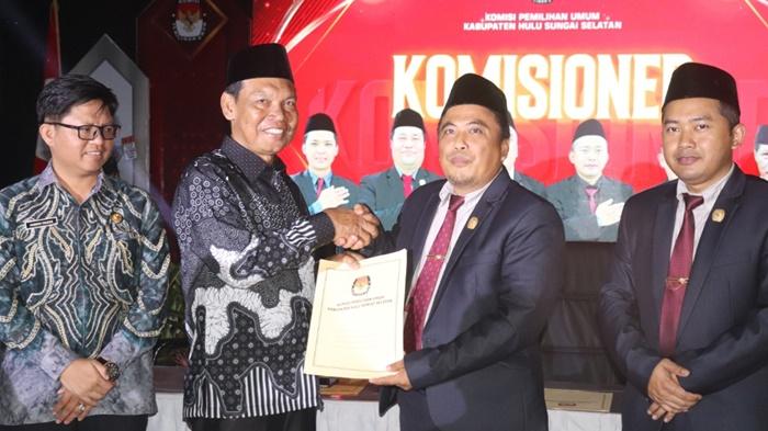 KPU Tetapkan Syafrudin Noor-Suriani Bupati dan Wakil Bupati HSS Terpilih