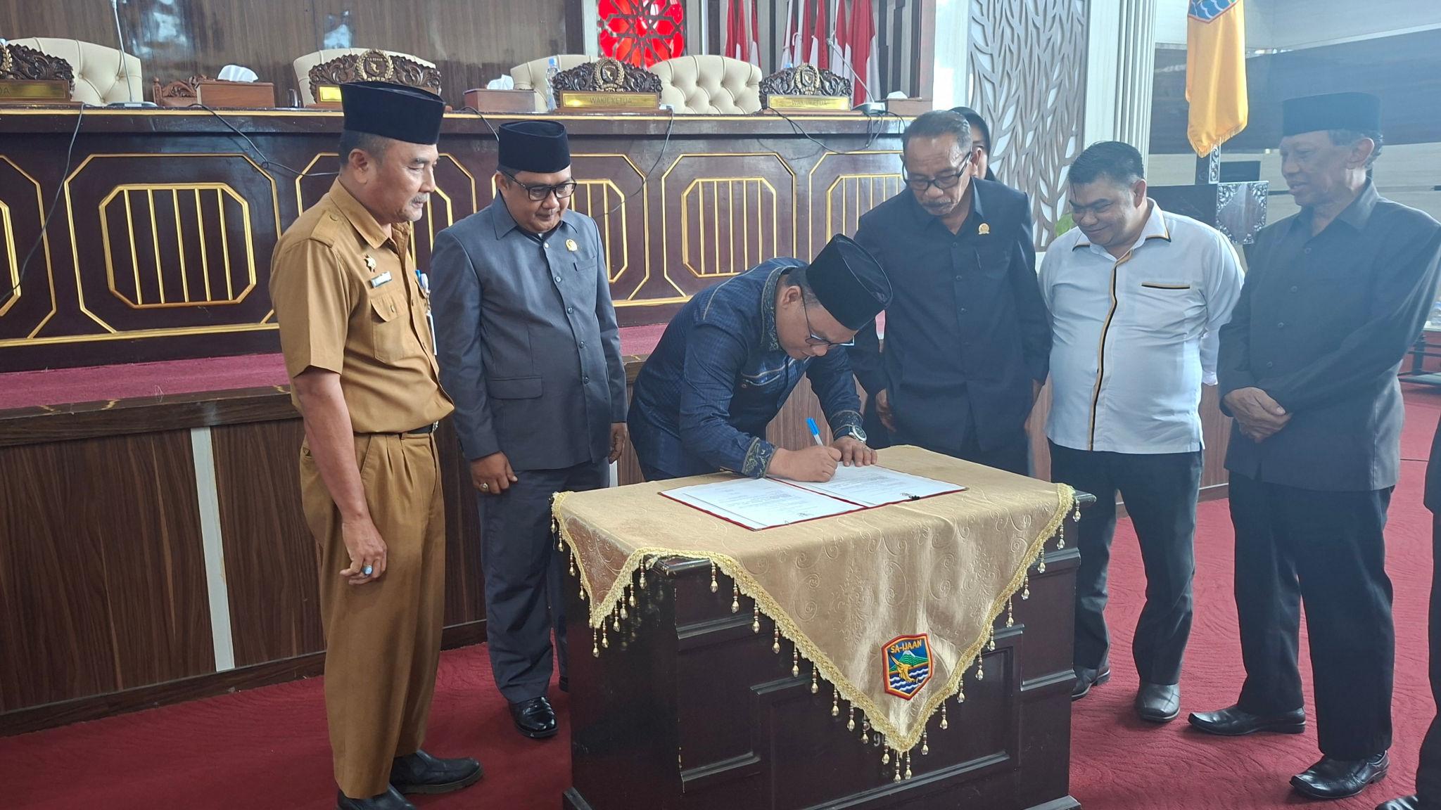 Gelar Rapat Paripurna, DPRD Kotabaru Setujui Empat Raperda Penting