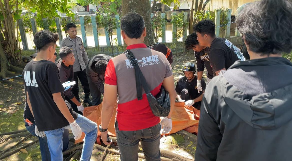 Warga-Kelayan-digegerkan-dengan-penemuan-seorang-pria-tua-y1.jpg