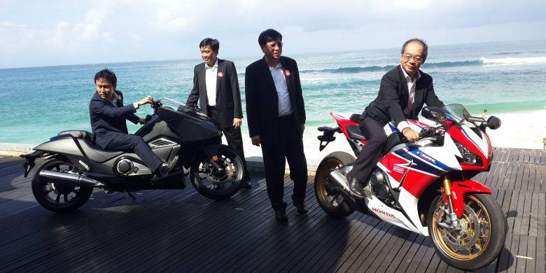 ahm-luncurkan-deretan-moge-di-bali_20150610_153426.jpg