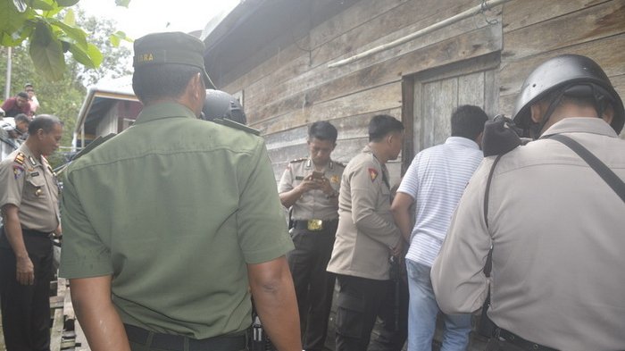 anggota-polisi-dari-polres-tarakan_20170405_111946.jpg
