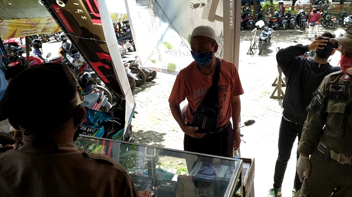 Pedagang Pasar Antasari Banjarmasin Tolak Ikut Rapid Test, Aparat Lakukan Ini