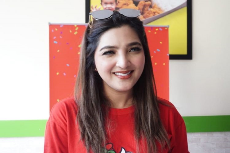 Aksi Ashanty Tolak Jabat Tangan Bikin Ibu Sambung Aurel Hermansyah Dikatai Begini, Efek Virus Corona