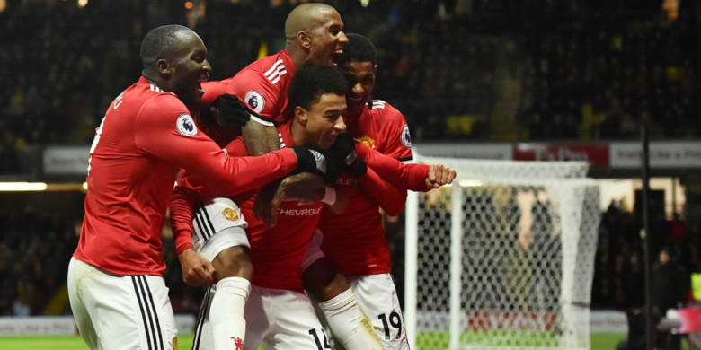 Ashley Young Lesakkan Dua Gol ke Mantan Klub Pertamanya di Liga Inggris