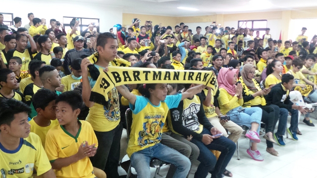 Bukber dan Santuni Anak Yatim