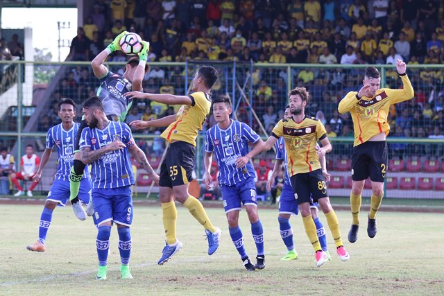 barito-vs-persiba_20170709_222603.jpg