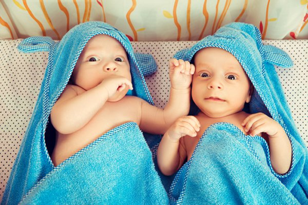 Bayi Ini Kembar Tapi Punya Ayah yang Berbeda