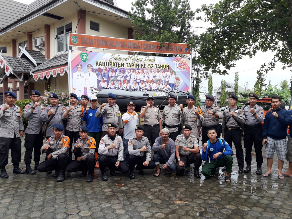 belasan-personel-brimob_20171209_115316.jpg