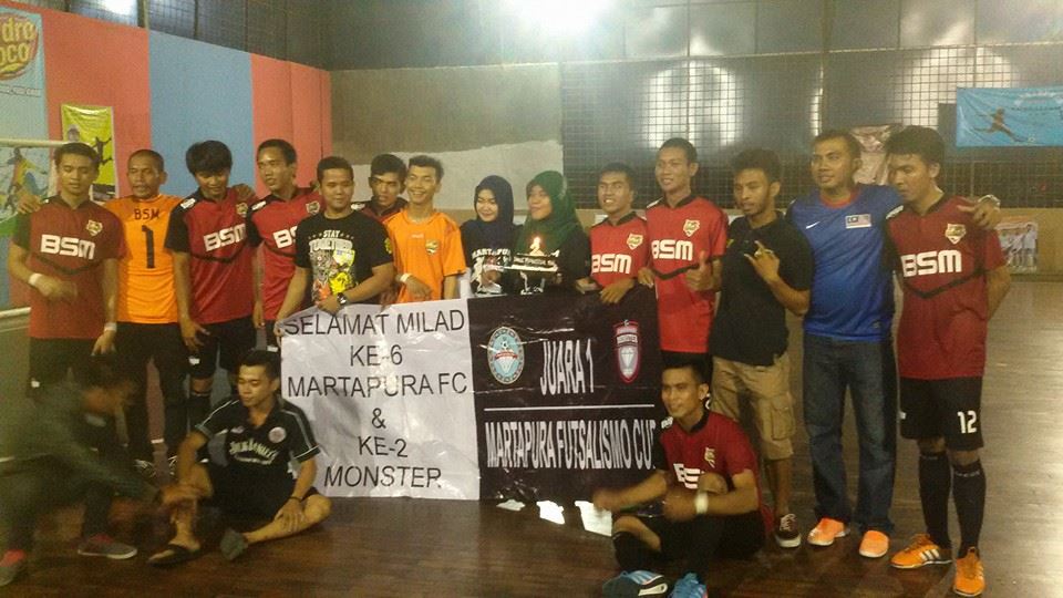 berkat-setia-motor-bsm-juara-martapura-futsalismo-cup-2015_20150413_064536.jpg