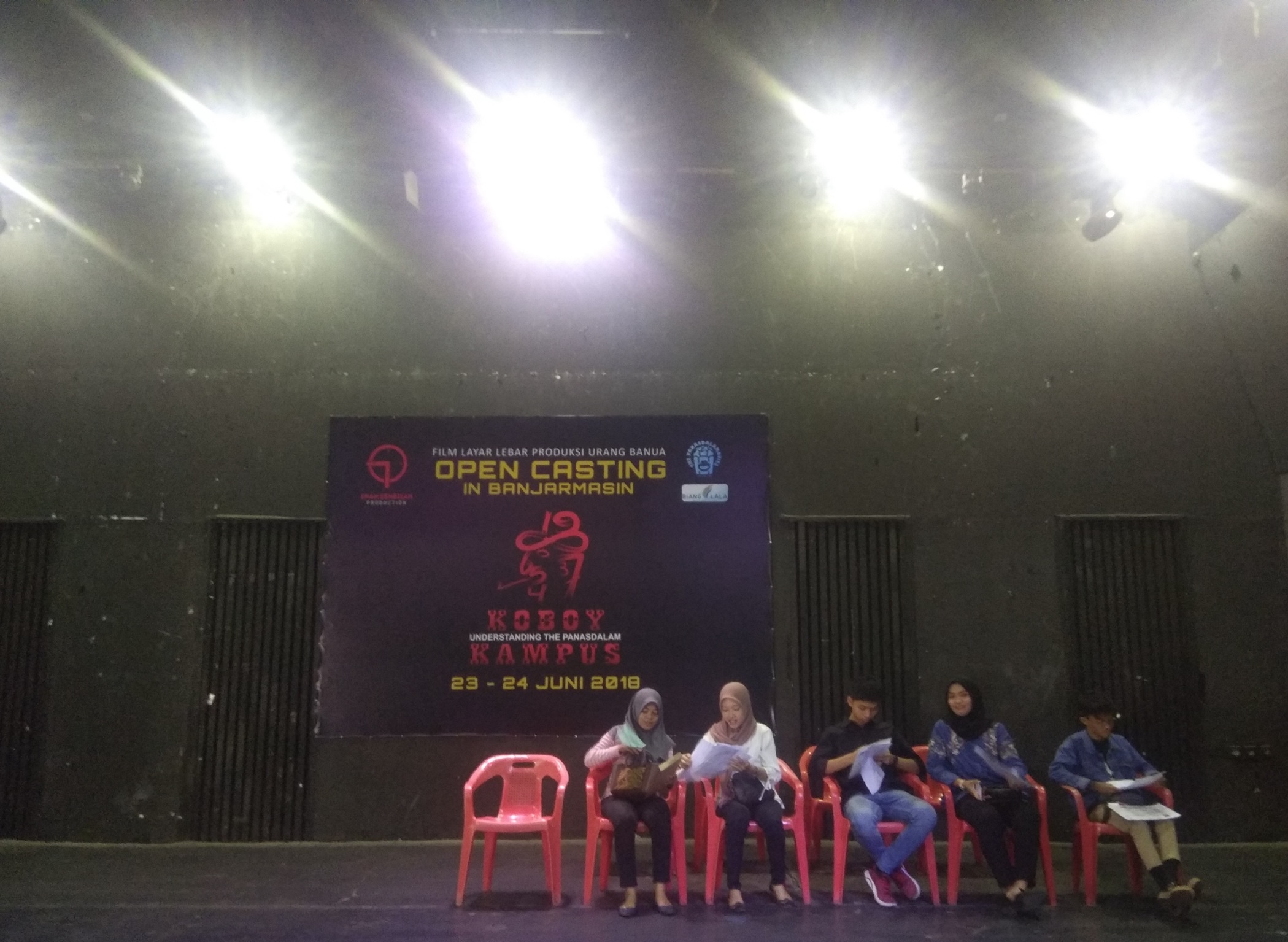 Masih Banyak yang Ikut Casting Koboy Kampus di Hari Kedua