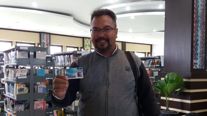 Demi Salurkan Hobi, Pak Polisi ini Pun Ikut Daftar Jadi Anggota Perpustakaan Kalsel