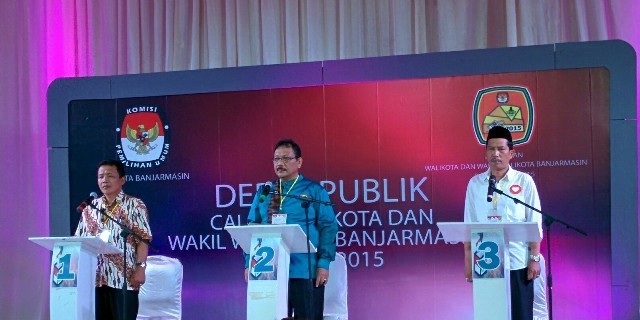 debat-calon-wakil-walikota_20151114_165719.jpg