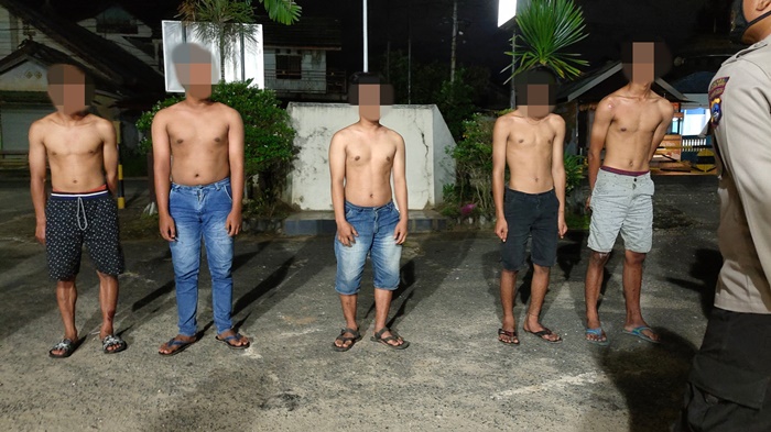 enam-pemuda-diamankan-di-polsek-banjarbaru-timur-kota-banjarbaru-kalsel-06022021.jpg