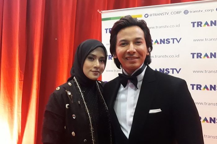 fairuz-a-rafiq-dan-sonny-septian-saat-ditemui-tim-gridid.jpg