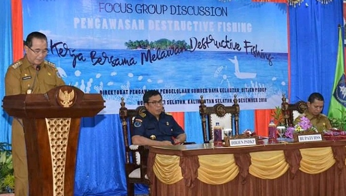 foto-suasana-diskusi-yang-dilaksanakan-di-pendopo-kabupaten-hss.jpg