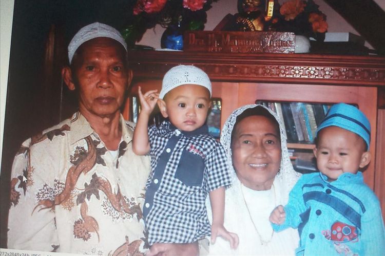 VIRAL Kakek Nenek Meninggal di Hari yang Sama, Menikah Sudah 40 Tahun & Ingin Dimakamkan Bersama