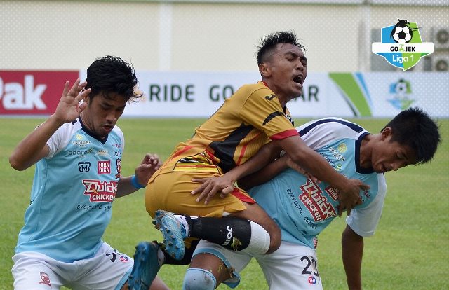 hasil-mitra-kukar-vs-madura-united_20180413_182954.jpg