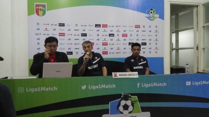 hasil-mitra-kukar-vs-madura-united_20180413_213617.jpg