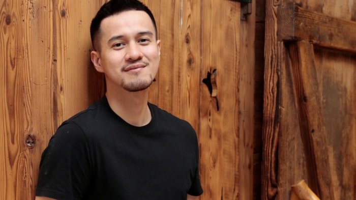 Gantikan Andre Taulany Dampingi Sule di Ini Talkshow NET, Herjunot Ali: Gak Lucu Tinggal Lempar