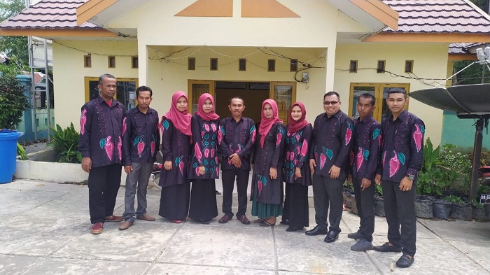 IPromosi Cabai Hiyung Tapin Lewat Sasirangan, Seragam Kerja Pakai Motif Cabai Hiyung