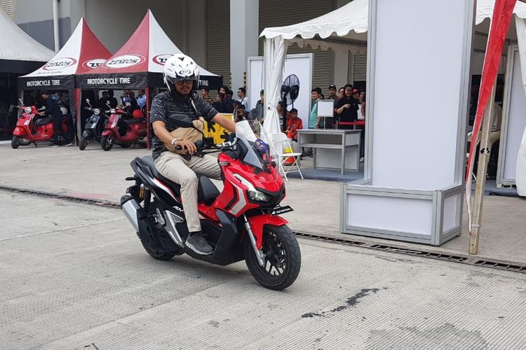 Curi Perhatian di GIIAS 2019, Honda ADV 150 Dijajal Lebih 500 Pengunjung