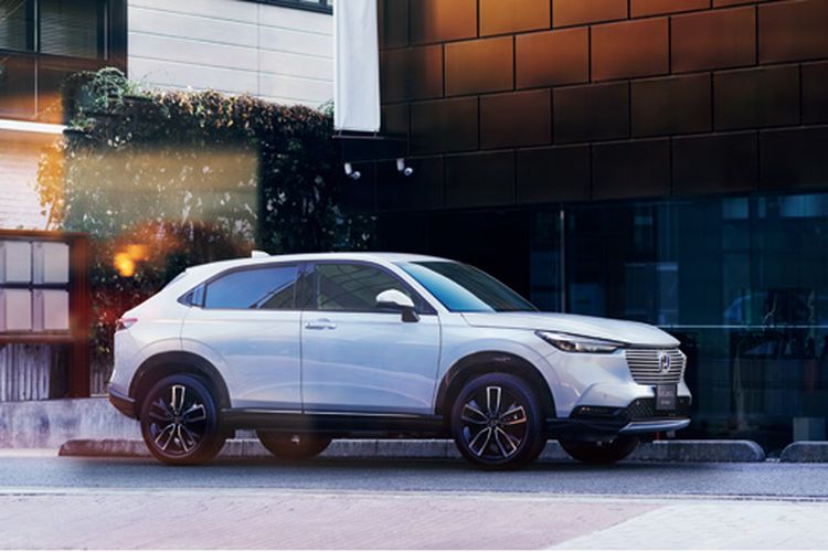 honda-vezelhrv-ehev-z-12.jpg