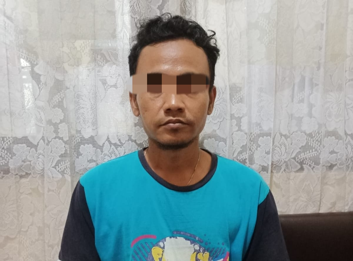 hs-alias-tonyo-36-warga-desa-wayau-kecamatan-tanjung-tabalong.jpg
