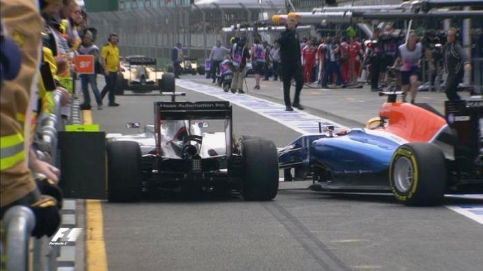insiden-antara-rio-haryanto-dengan-romain-grosjean-di-pit-lane_20160320_175623.jpg