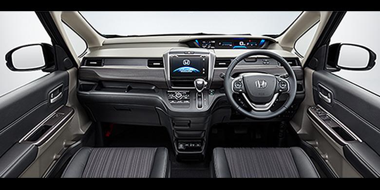 interior-honda-freed-terkuak-dengan-gambar-beresolusi-rendah_20160809_171219.jpg