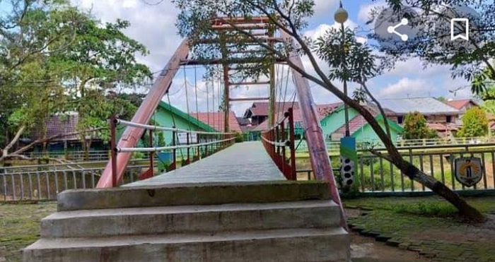 jembatan-siring-joewita-yang-tak-lagi-terhubung-ke-siring-hevea.jpg