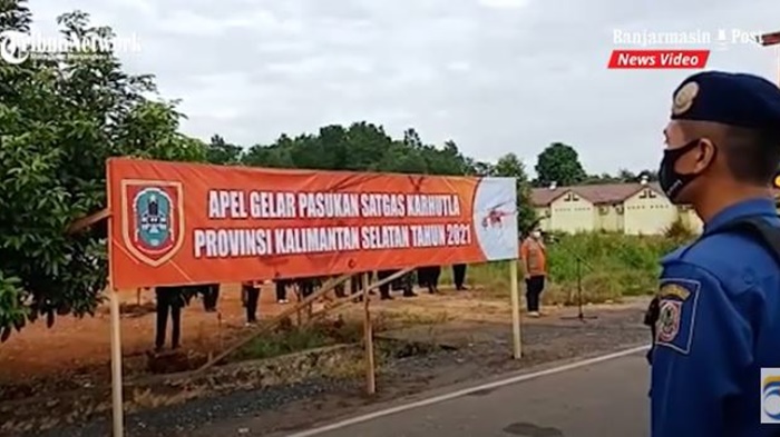 karhutla-kalsel-apel-siaga-bencana-karhutla-di-guntung-damar-banjarbaru-03082021.jpg
