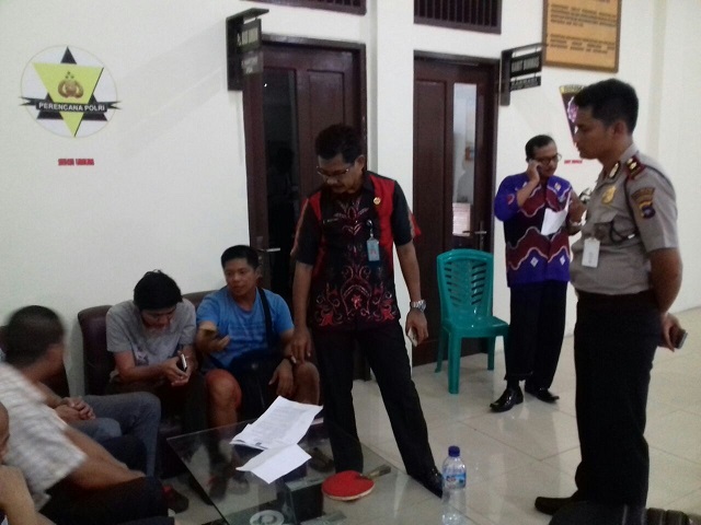 Kantor Imigrasi Banjarmasin Deportasi Satu WNA Tiongkok yang Ditangkap Polresta Banjarmasin