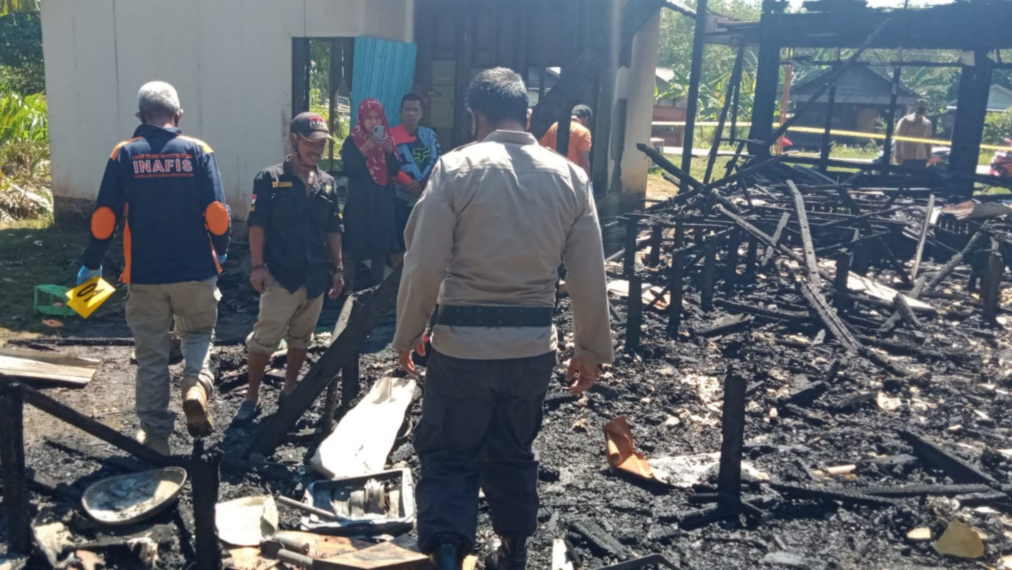 kebakaran-kalseltim-inafis-dari-polres-barito-kuala-sadf.jpg