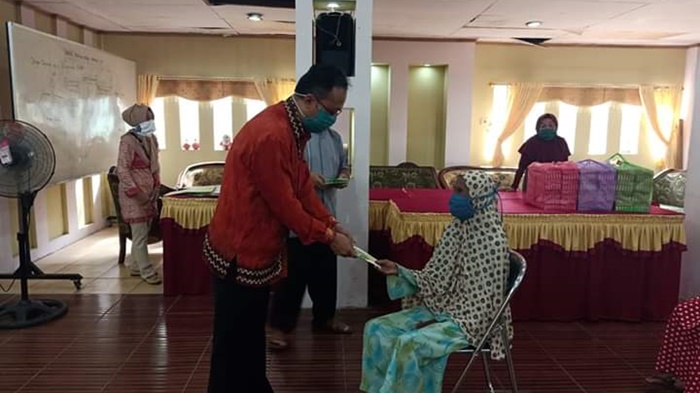 31 Keluarga Pekerja Terdampak Covid-19 di Kabupaten HSS Dapat JPS