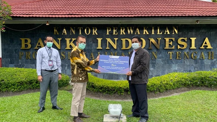 Cegah Covid-19, Bank Indonesia Kalteng Beri Vitamin kepada Wartawan