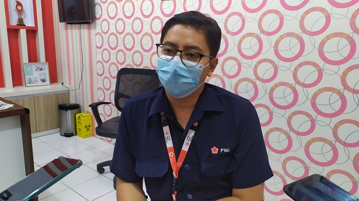 kepala-utd-pmi-banjarmasin-dr-aulia-ramadhan-supit-00.jpg