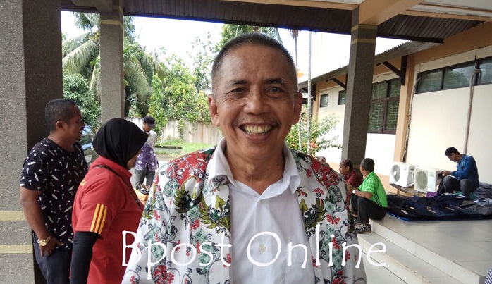ketua-koperasi-guru-banjarmasin-utara-sumarno_20180302_093348.jpg